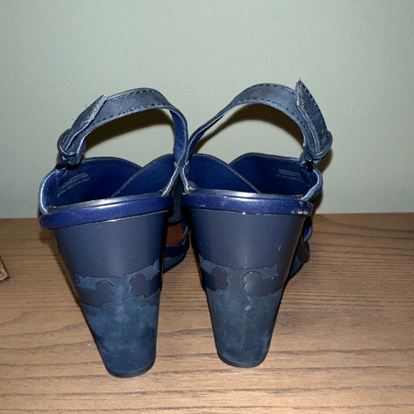 Criss Cross Tory Burch Gabrielle Wedge Sandals - Picture 5 of 10